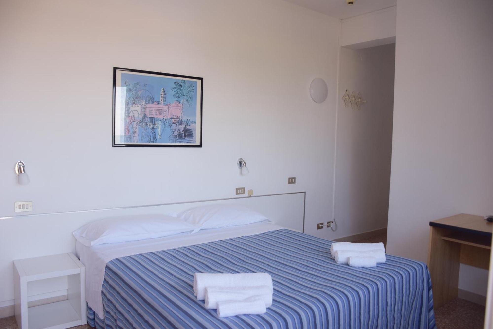 Hotel Los Angeles - Fronte Mare Riccione Exterior photo